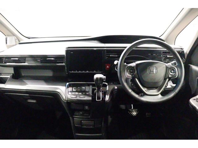 ステップワゴンスパーダ スパーダ・クールスピリット　ホンダセンシング　ドライブレコーダー　ＥＴＣ　バックカメラ　ナビ　ＴＶ　クルーズコントロール　レーンアシスト　衝突被害軽減システム　両側電動スライドドア　オートライト　ＬＥＤヘッドランプ　スマートキー（2枚目）