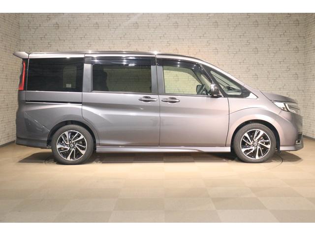 ステップワゴンスパーダ スパーダ・クールスピリット　ホンダセンシング　ドライブレコーダー　ＥＴＣ　バックカメラ　ナビ　ＴＶ　クルーズコントロール　レーンアシスト　衝突被害軽減システム　両側電動スライドドア　オートライト　ＬＥＤヘッドランプ　スマートキー（14枚目）