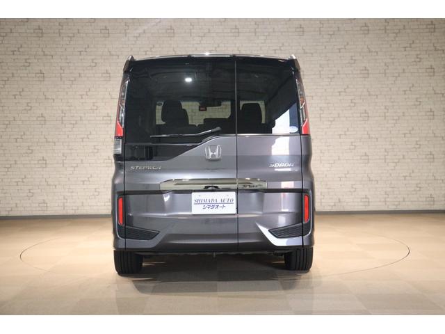 ステップワゴンスパーダ スパーダ・クールスピリット　ホンダセンシング　ドライブレコーダー　ＥＴＣ　バックカメラ　ナビ　ＴＶ　クルーズコントロール　レーンアシスト　衝突被害軽減システム　両側電動スライドドア　オートライト　ＬＥＤヘッドランプ　スマートキー（16枚目）