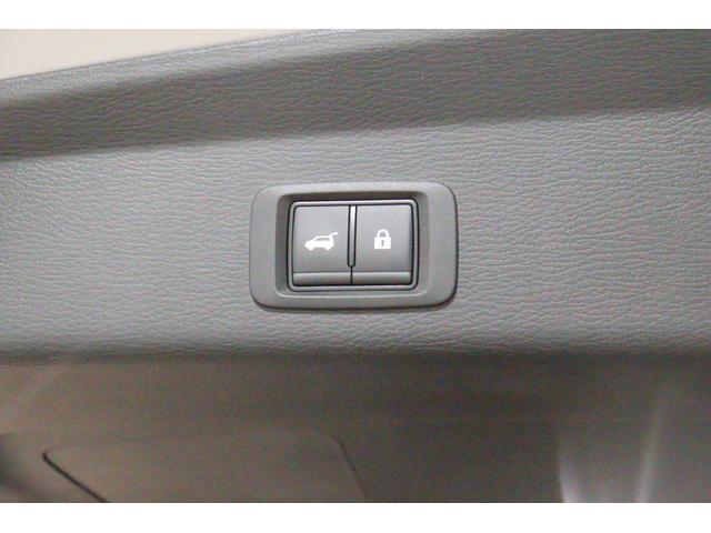 アウトランダーＰＨＥＶ Ｐ　４ＷＤ　ドライブレコーダー　全周囲カメラ　クリアランスソナー　クルーズコントロール　パワーシート　衝突被害軽減システム　ナビ　ＴＶ　ＬＥＤヘッドランプ　アルミホイール　スマートキー（31枚目）