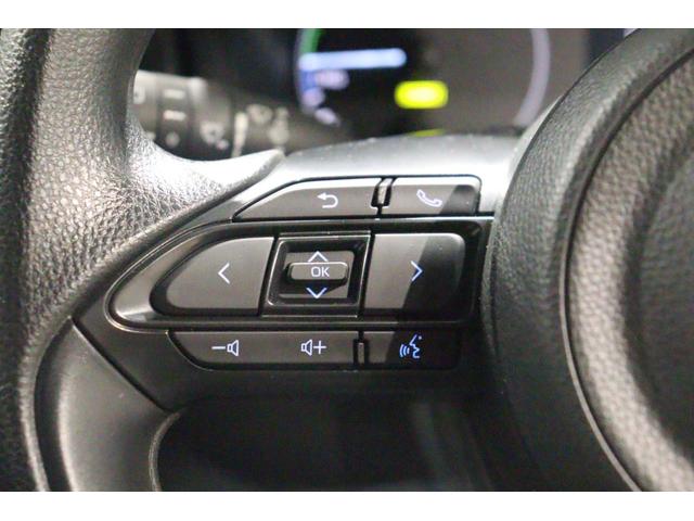 シエンタ ハイブリッドX クリアランスソナー オートクルーズコントロール レーンアシスト 衝突被害軽減システム 両側スライド・片側電動 オートマチックハイビーム LEDヘッドランプ スマートキー 3列シート CVT(3枚目)