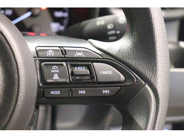 シエンタ ハイブリッドX クリアランスソナー オートクルーズコントロール レーンアシスト 衝突被害軽減システム 両側スライド・片側電動 オートマチックハイビーム LEDヘッドランプ スマートキー 3列シート CVT(4枚目)