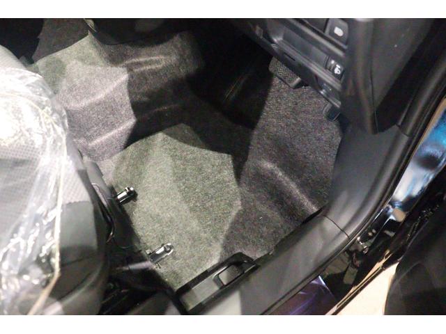 シエンタ ハイブリッドX クリアランスソナー オートクルーズコントロール レーンアシスト 衝突被害軽減システム 両側スライド・片側電動 オートマチックハイビーム LEDヘッドランプ スマートキー 3列シート CVT(27枚目)