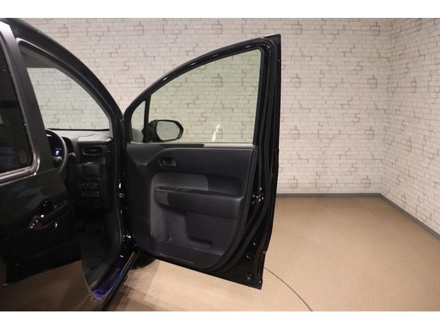 シエンタ ハイブリッドX クリアランスソナー オートクルーズコントロール レーンアシスト 衝突被害軽減システム 両側スライド・片側電動 オートマチックハイビーム LEDヘッドランプ スマートキー 3列シート CVT(31枚目)