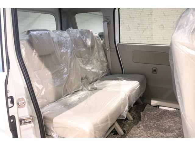 エブリイワゴン ＰＺターボスペシャル　バックカメラ　両側電動スライドドア　クリアランスソナー　レーンアシスト　衝突被害軽減システム　ＬＥＤヘッドランプ　スマートキー　アイドリングストップ　シートヒーター　ベンチシート　ＣＶＴ（11枚目）