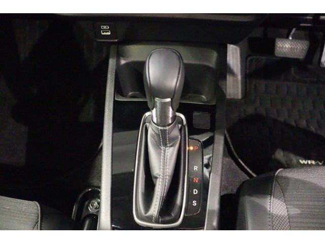 ＷＲ－Ｖ Ｚ　ブラックスタイル　ＥＴＣ　バックカメラ　クリアランスソナー　オートクルーズコントロール　レーンアシスト　衝突被害軽減システム　ナビ　ＴＶ　オートライト　ＬＥＤヘッドランプ　アルミホイール　スマートキー　ＣＶＴ（9枚目）