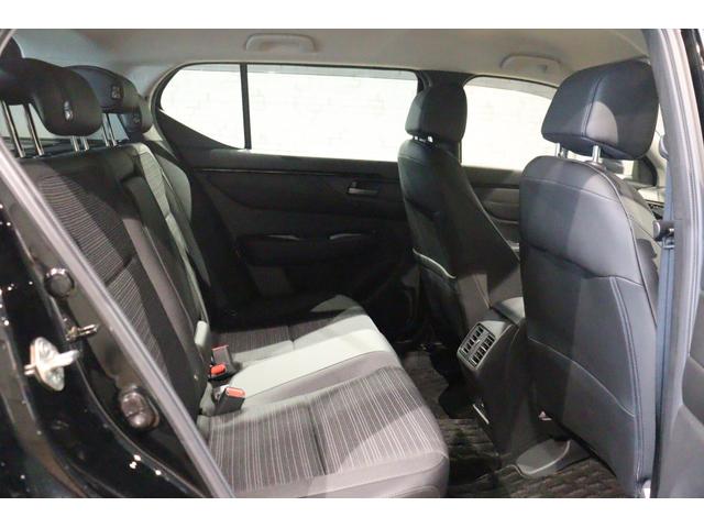 ＷＲ－Ｖ Ｚ　ブラックスタイル　ＥＴＣ　バックカメラ　クリアランスソナー　オートクルーズコントロール　レーンアシスト　衝突被害軽減システム　ナビ　ＴＶ　オートライト　ＬＥＤヘッドランプ　アルミホイール　スマートキー　ＣＶＴ（30枚目）