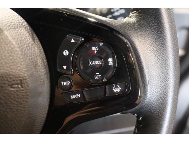 長距離に大活躍のオートクルーズコントロールになります。１度使ってしまうと手放せなくなる快適装備です。ぜひ体感してください。