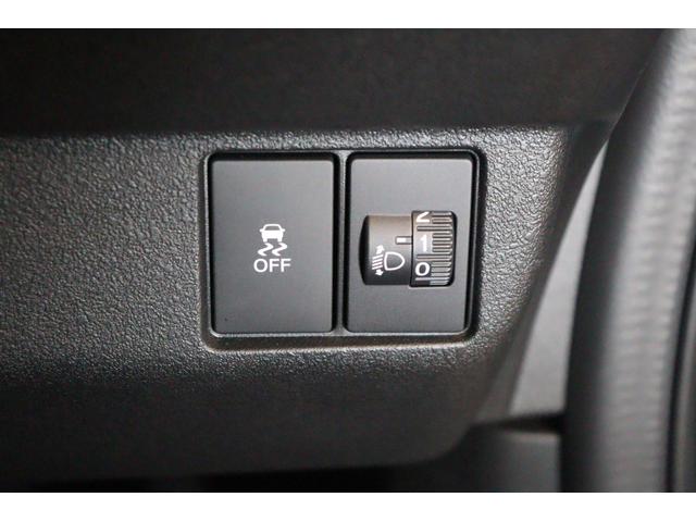 Ｎ－ＢＯＸカスタム ターボ　ＥＴＣ　バックカメラ　サイドカメラ　両側電動スライドドア　クリアランスソナー　オートクルーズコントロール　レーンアシスト　衝突被害軽減システム　オートライト　ＬＥＤヘッドランプ　スマートキー（9枚目）