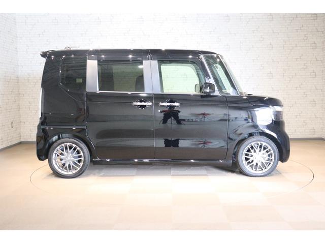 Ｎ－ＢＯＸカスタム ターボ　ＥＴＣ　バックカメラ　サイドカメラ　両側電動スライドドア　クリアランスソナー　オートクルーズコントロール　レーンアシスト　衝突被害軽減システム　オートライト　ＬＥＤヘッドランプ　スマートキー（14枚目）