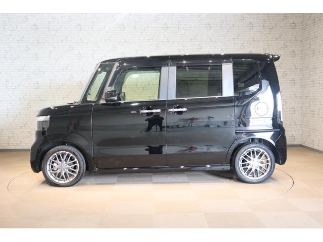 Ｎ－ＢＯＸカスタム ターボ　ＥＴＣ　バックカメラ　サイドカメラ　両側電動スライドドア　クリアランスソナー　オートクルーズコントロール　レーンアシスト　衝突被害軽減システム　オートライト　ＬＥＤヘッドランプ　スマートキー（15枚目）