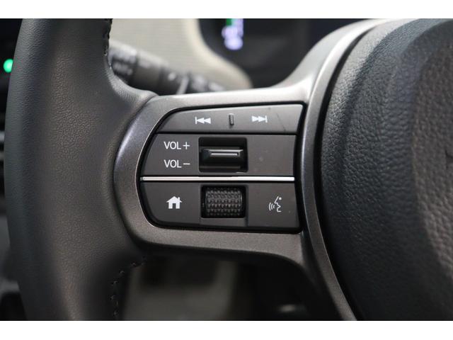 フリード ｅ：ＨＥＶエアー　ＥＸ　バックカメラ　ナビ　ＴＶ　クリアランスソナー　クルーズコントロール　レーンアシスト　衝突被害軽減システム　両側電動スライドドア　ＬＥＤヘッドランプ　スマートキー　アイドリングストップ（10枚目）