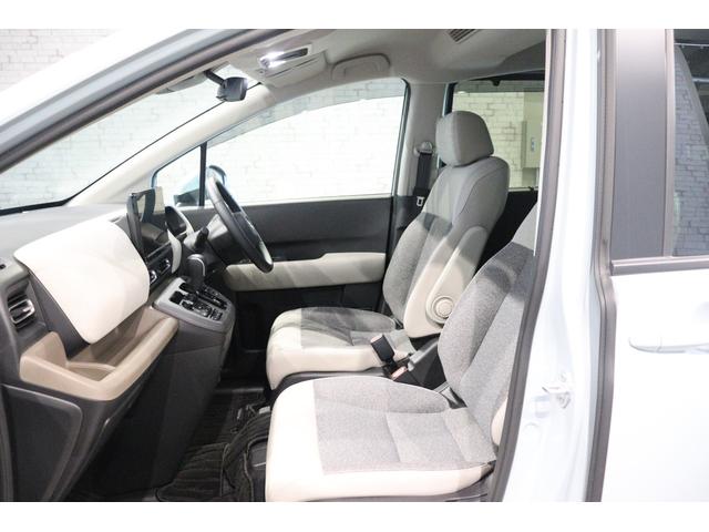 フリード ｅ：ＨＥＶエアー　ＥＸ　バックカメラ　ナビ　ＴＶ　クリアランスソナー　クルーズコントロール　レーンアシスト　衝突被害軽減システム　両側電動スライドドア　ＬＥＤヘッドランプ　スマートキー　アイドリングストップ（26枚目）