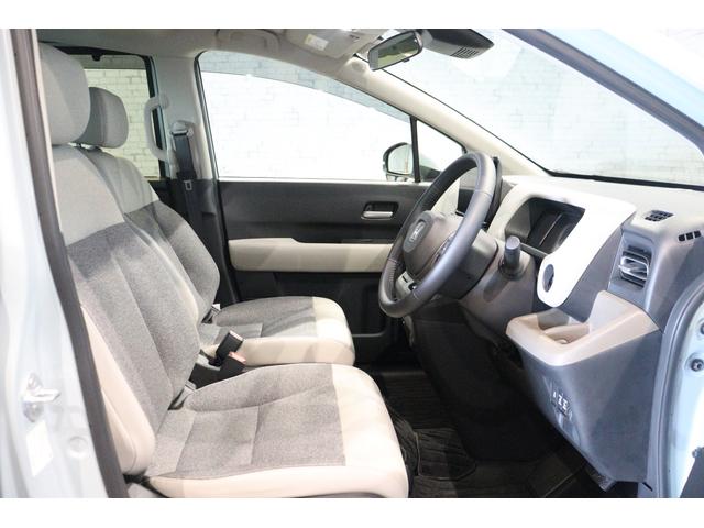 フリード ｅ：ＨＥＶエアー　ＥＸ　バックカメラ　ナビ　ＴＶ　クリアランスソナー　クルーズコントロール　レーンアシスト　衝突被害軽減システム　両側電動スライドドア　ＬＥＤヘッドランプ　スマートキー　アイドリングストップ（27枚目）