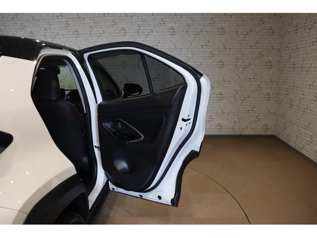 ヤリスクロス ハイブリッドZ ドライブレコーダー ETC バックカメラ クリアランスソナー クルーズコントロール レーンアシスト パワーシート 衝突被害軽減システム ナビ オートマチックハイビーム LEDヘッドランプ(29枚目)