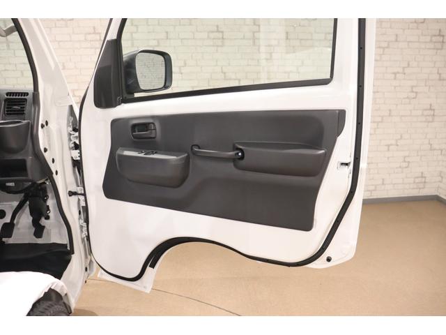 キャリイトラック ＫＣエアコン・パワステ　４ＷＤ　軽トラック　ＭＴ　衝突被害軽減システム　クリアランスソナー　レーンアシスト　アイドリングストップ　ＥＳＣ　エアコン　パワーウィンドウ　運転席エアバッグ　助手席エアバッグ　記録簿（9枚目）