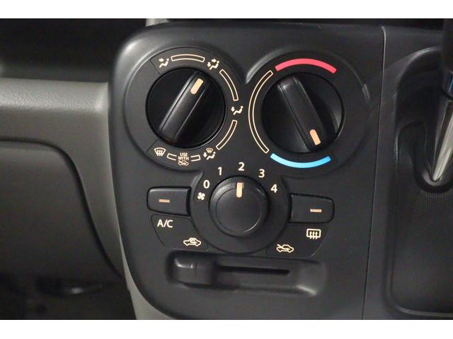 エブリイ ジョインターボ　両側スライドドア　クリアランスソナー　レーンアシスト　衝突被害軽減システム　ＬＥＤヘッドランプ　スマートキー　アイドリングストップ　シートヒーター　ＣＶＴ　盗難防止システム　ＡＢＳ　ＥＳＣ（3枚目）