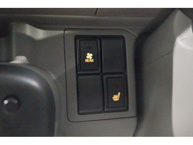 エブリイ ジョインターボ　両側スライドドア　クリアランスソナー　レーンアシスト　衝突被害軽減システム　ＬＥＤヘッドランプ　スマートキー　アイドリングストップ　シートヒーター　ＣＶＴ　盗難防止システム　ＡＢＳ　ＥＳＣ（6枚目）