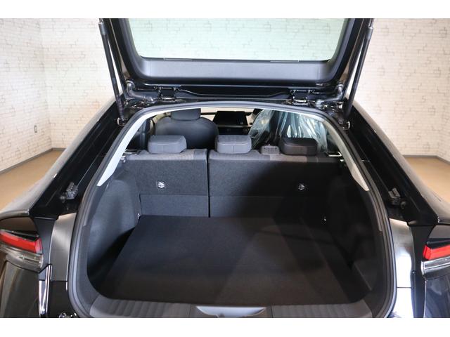 プリウス Ｇ　ＥＴＣ　クリアランスソナー　レーンアシスト　クルーズコントロール　衝突被害軽減システム　全周囲カメラ　ＴＶ　アルミホイール　オートマチックハイビーム　ＬＥＤヘッドランプ　ＣＶＴ　シートヒーター（19枚目）