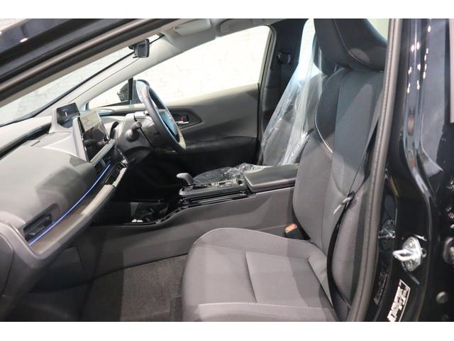 プリウス Ｇ　ＥＴＣ　クリアランスソナー　レーンアシスト　クルーズコントロール　衝突被害軽減システム　全周囲カメラ　ＴＶ　アルミホイール　オートマチックハイビーム　ＬＥＤヘッドランプ　ＣＶＴ　シートヒーター（25枚目）