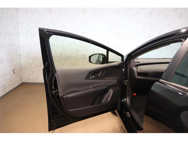 プリウス Ｇ　ＥＴＣ　クリアランスソナー　レーンアシスト　クルーズコントロール　衝突被害軽減システム　全周囲カメラ　ＴＶ　アルミホイール　オートマチックハイビーム　ＬＥＤヘッドランプ　ＣＶＴ　シートヒーター（29枚目）