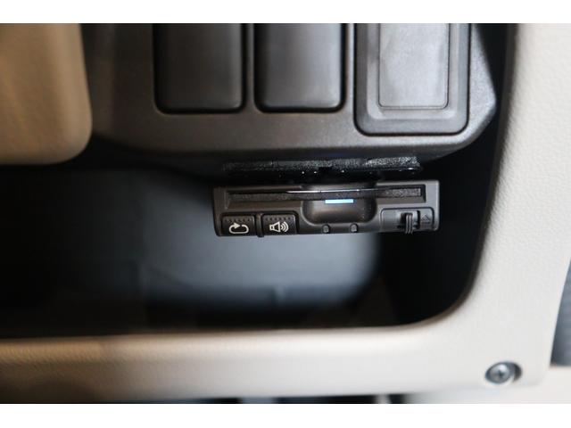 デイズ J ETC バックカメラ ナビ TV 衝突被害軽減システム キーレスエントリー ベンチシート CVT ABS ESC CD USB Bluetooth 衝突安全ボディ エアコン パワーステアリング(8枚目)