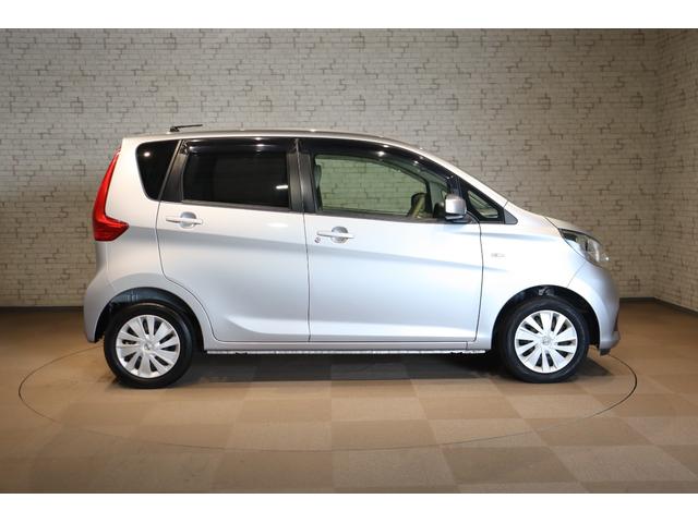 デイズ J ETC バックカメラ ナビ TV 衝突被害軽減システム キーレスエントリー ベンチシート CVT ABS ESC CD USB Bluetooth 衝突安全ボディ エアコン パワーステアリング(14枚目)