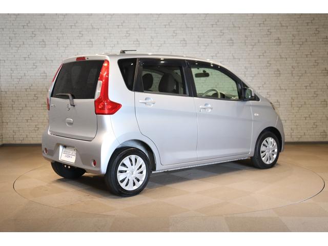 デイズ J ETC バックカメラ ナビ TV 衝突被害軽減システム キーレスエントリー ベンチシート CVT ABS ESC CD USB Bluetooth 衝突安全ボディ エアコン パワーステアリング(15枚目)