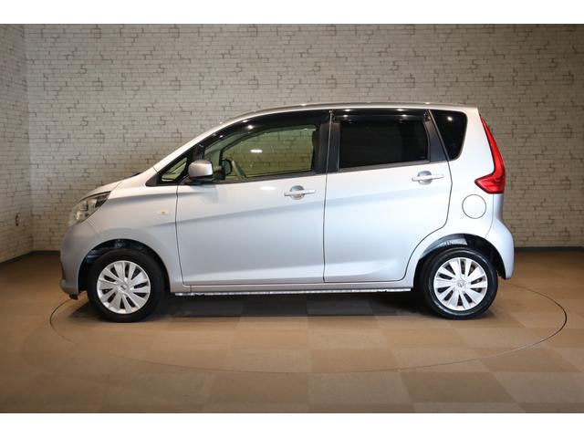 デイズ J ETC バックカメラ ナビ TV 衝突被害軽減システム キーレスエントリー ベンチシート CVT ABS ESC CD USB Bluetooth 衝突安全ボディ エアコン パワーステアリング(18枚目)