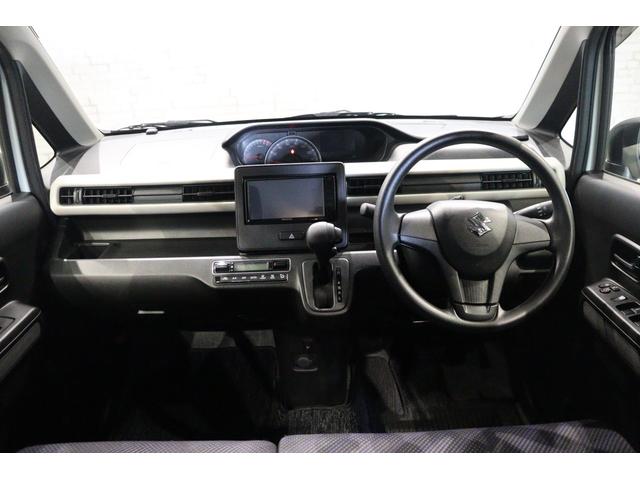 ワゴンＲ ハイブリッドＦＸ　ＥＴＣ　バックカメラ　ナビ　ＴＶ　レーンアシスト　衝突被害軽減システム　スマートキー　アイドリングストップ　シートヒーター　ベンチシート　ＣＶＴ　盗難防止システム　ＡＢＳ　ＥＳＣ　ＣＤ　ＵＳＢ（2枚目）