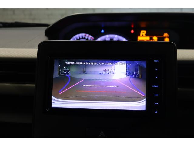 ワゴンＲ ハイブリッドＦＸ　ＥＴＣ　バックカメラ　ナビ　ＴＶ　レーンアシスト　衝突被害軽減システム　スマートキー　アイドリングストップ　シートヒーター　ベンチシート　ＣＶＴ　盗難防止システム　ＡＢＳ　ＥＳＣ　ＣＤ　ＵＳＢ（4枚目）