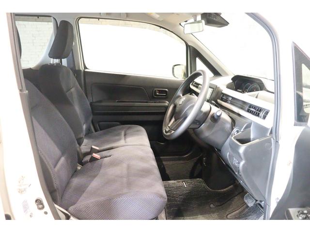 ワゴンＲ ハイブリッドＦＸ　ＥＴＣ　バックカメラ　ナビ　ＴＶ　レーンアシスト　衝突被害軽減システム　スマートキー　アイドリングストップ　シートヒーター　ベンチシート　ＣＶＴ　盗難防止システム　ＡＢＳ　ＥＳＣ　ＣＤ　ＵＳＢ（10枚目）