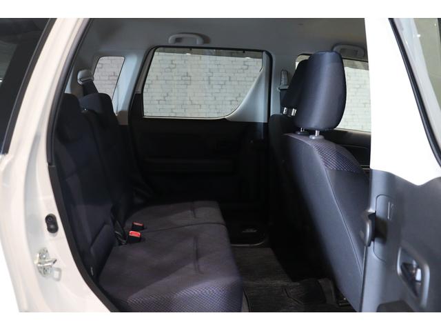 ワゴンＲ ハイブリッドＦＸ　ＥＴＣ　バックカメラ　ナビ　ＴＶ　レーンアシスト　衝突被害軽減システム　スマートキー　アイドリングストップ　シートヒーター　ベンチシート　ＣＶＴ　盗難防止システム　ＡＢＳ　ＥＳＣ　ＣＤ　ＵＳＢ（11枚目）
