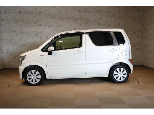 ワゴンＲ ハイブリッドＦＸ　ＥＴＣ　バックカメラ　ナビ　ＴＶ　レーンアシスト　衝突被害軽減システム　スマートキー　アイドリングストップ　シートヒーター　ベンチシート　ＣＶＴ　盗難防止システム　ＡＢＳ　ＥＳＣ　ＣＤ　ＵＳＢ（18枚目）