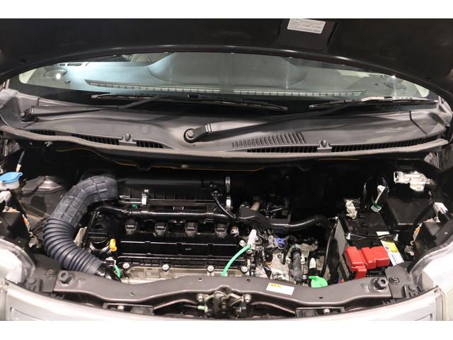 エンジンルームです。ぜひ一度ご確認ください。