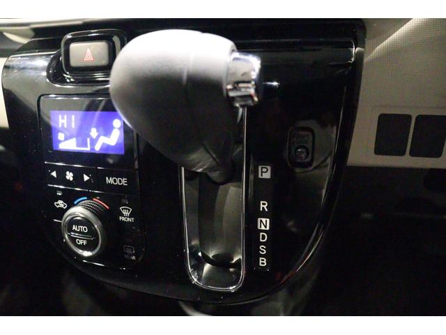 ムーヴキャンバス Ｇブラックインテリアリミテッド　ＳＡＩＩＩ　ドライブレコーダー　ＥＴＣ　全周囲カメラ　両側電動スライドドア　ナビ　ＴＶ　クリアランスソナー　衝突被害軽減システム　オートマチックハイビーム　オートライト　ＬＥＤヘッドランプ　スマートキー（11枚目）