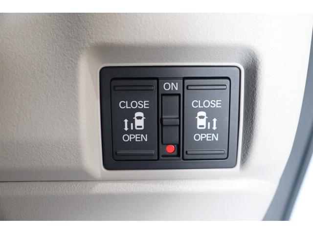 N-BOX ベースグレード バックカメラ 両側電動スライドドア クリアランスソナー クルーズコントロール レーンアシスト 衝突被害軽減システム LEDヘッドランプ スマートキー アイドリングストップ シートヒーター(10枚目)