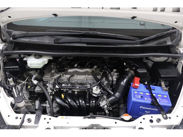 ヴォクシー ＺＳ　ＥＴＣ　バックカメラ　ナビ　ＴＶ　レーンアシスト　衝突被害軽減システム　両側電動スライドドア　オートマチックハイビーム　ＬＥＤヘッドランプ　スマートキー　アイドリングストップ　後席モニター　３列シート（19枚目）