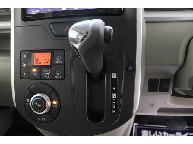 タント Ｘ　ＳＡ　両側スライド・片側電動　ナビ　ＴＶ　衝突被害軽減システム　スマートキー　アイドリングストップ　ベンチシート　ＣＶＴ　盗難防止システム　ＡＢＳ　ＥＳＣ　ＣＤ　ＵＳＢ　ミュージックプレイヤー接続可（7枚目）