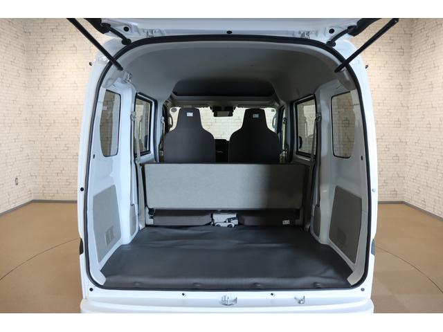 エブリイ PA 軽バン AT 衝突被害軽減システム クリアランスソナー レーンアシスト 両側スライドドア アイドリングストップ ABS ESC エアコン パワーステアリング 運転席エアバッグ 助手席エアバッグ(19枚目)