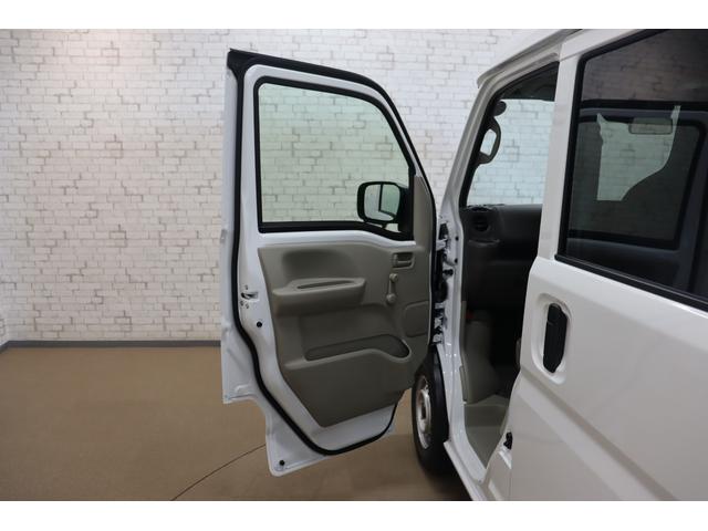 エブリイ PA 軽バン AT 衝突被害軽減システム クリアランスソナー レーンアシスト 両側スライドドア アイドリングストップ ABS ESC エアコン パワーステアリング 運転席エアバッグ 助手席エアバッグ(23枚目)