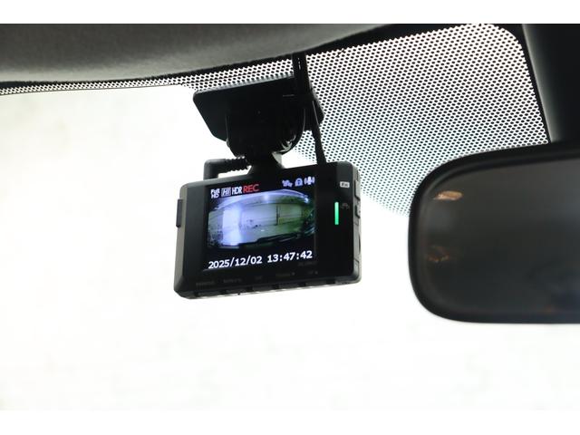 ヤリスクロス ハイブリッドZ ドライブレコーダー 全周囲カメラ クリアランスソナー クルーズコントロール レーンアシスト パワーシート 衝突被害軽減システム ナビ オートマチックハイビーム LEDヘッドランプ アルミホイール(11枚目)
