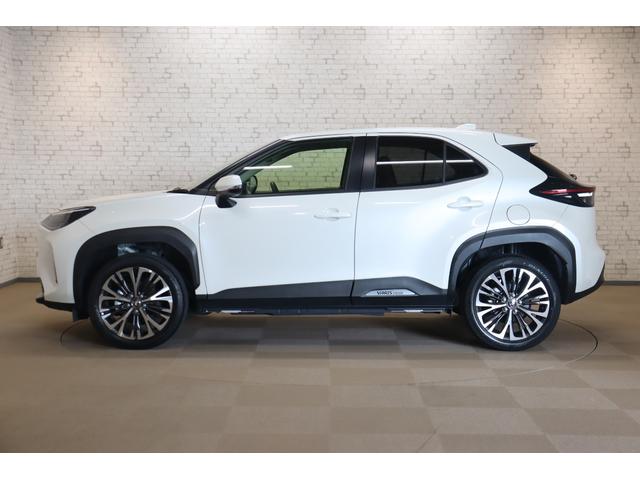 ヤリスクロス ハイブリッドZ ドライブレコーダー 全周囲カメラ クリアランスソナー クルーズコントロール レーンアシスト パワーシート 衝突被害軽減システム ナビ オートマチックハイビーム LEDヘッドランプ アルミホイール(18枚目)