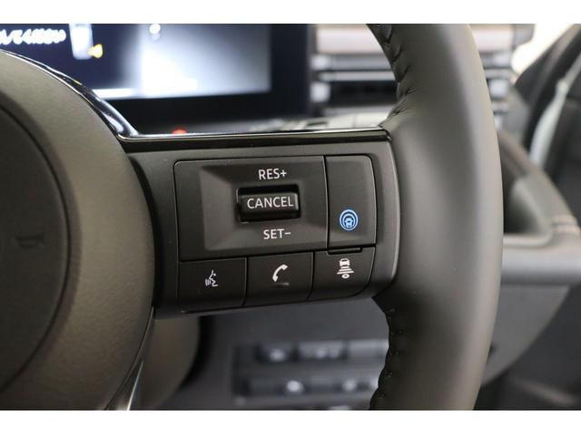 セレナ ｅ－パワー　ハイウェイスターＶ　全周囲カメラ　ナビ　ＴＶ　クリアランスソナー　クルーズコントロール　衝突被害軽減システム　両側電動スライドドア　ＬＥＤヘッドランプ　スマートキー　３列シート　ＣＶＴ　アルミホイール　ＵＳＢ（4枚目）