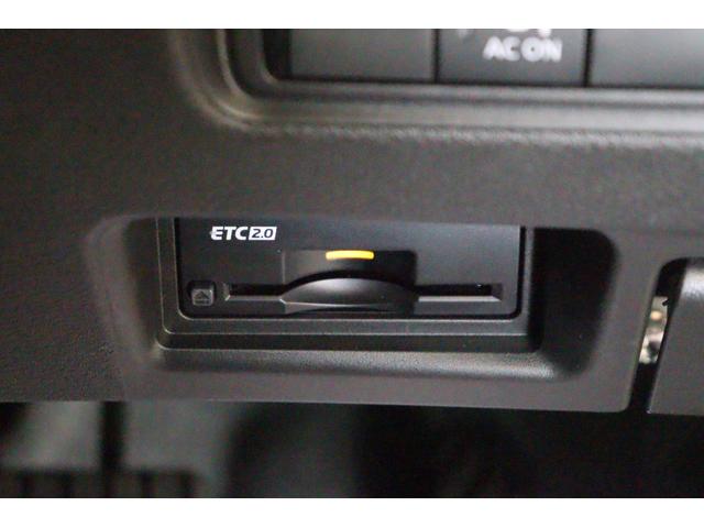 セレナ ｅ－パワー　ハイウェイスターＶ　全周囲カメラ　ナビ　ＴＶ　クリアランスソナー　クルーズコントロール　衝突被害軽減システム　両側電動スライドドア　ＬＥＤヘッドランプ　スマートキー　３列シート　ＣＶＴ　アルミホイール　ＵＳＢ（11枚目）