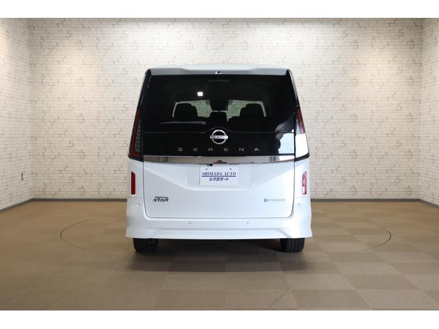 セレナ ｅ－パワー　ハイウェイスターＶ　全周囲カメラ　ナビ　ＴＶ　クリアランスソナー　クルーズコントロール　衝突被害軽減システム　両側電動スライドドア　ＬＥＤヘッドランプ　スマートキー　３列シート　ＣＶＴ　アルミホイール　ＵＳＢ（16枚目）