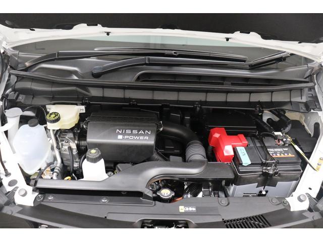 セレナ ｅ－パワー　ハイウェイスターＶ　全周囲カメラ　ナビ　ＴＶ　クリアランスソナー　クルーズコントロール　衝突被害軽減システム　両側電動スライドドア　ＬＥＤヘッドランプ　スマートキー　３列シート　ＣＶＴ　アルミホイール　ＵＳＢ（20枚目）