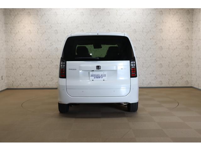 フリード ｅ：ＨＥＶエアー　ＥＸ　クリアランスソナー　クルーズコントロール　レーンアシスト　衝突被害軽減システム　両側電動スライドドア　オートライト　ＬＥＤヘッドランプ　スマートキー　アイドリングストップ　電動格納ミラー（16枚目）