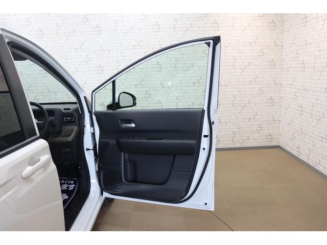 フリード ｅ：ＨＥＶエアー　ＥＸ　クリアランスソナー　クルーズコントロール　レーンアシスト　衝突被害軽減システム　両側電動スライドドア　オートライト　ＬＥＤヘッドランプ　スマートキー　アイドリングストップ　電動格納ミラー（26枚目）