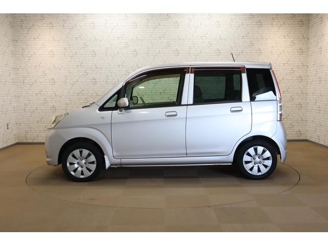 ステラ Ｌ　キーレスエントリー　ベンチシート　ＣＶＴ　盗難防止システム　ＣＤ　衝突安全ボディ　エアコン　パワーステアリング　パワーウィンドウ（17枚目）